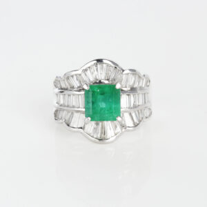 祖母綠 18K 白金鑽戒